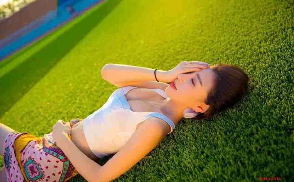 女人迈开腿让男生吃草莓·迈开腿让我的坤坤桶你·高速下载